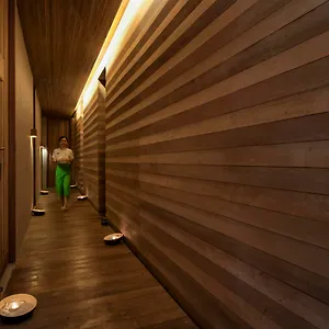 4* Resort Club By Haadtien